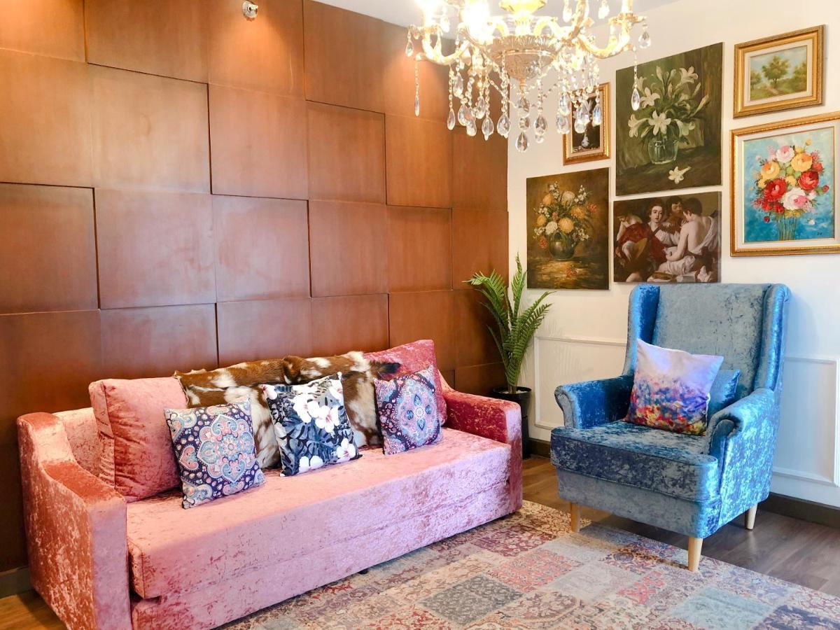 Youre At - The Majesty Apartment Bandung Exterior foto