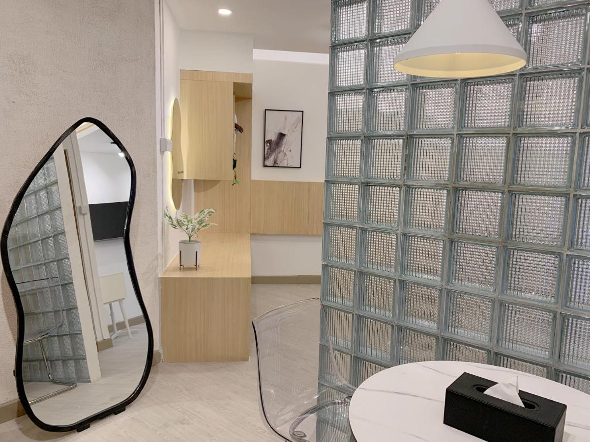 Youre At - The Majesty Apartment Bandung Exterior foto